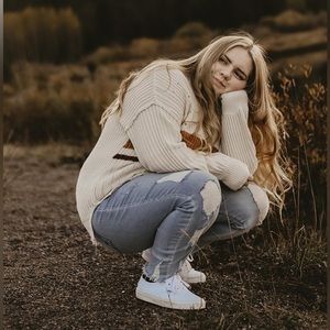 Meet your Posher, Ella